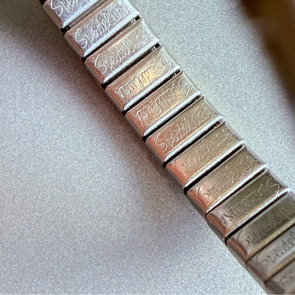 Vintage GRUEN Precision 14k Gold 17 Jewels Ladies Mechanical Watch Worki… - Picture 11 of 14